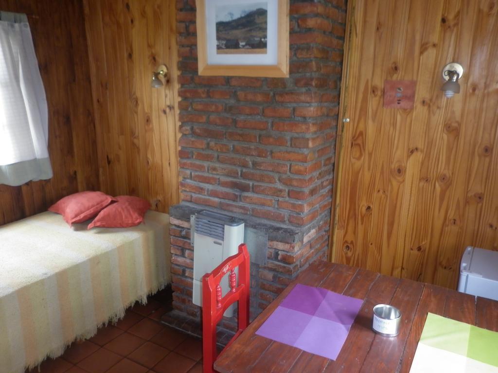 Вилла Cabanas Cerro Torre Эль-Чальтен Номер фото