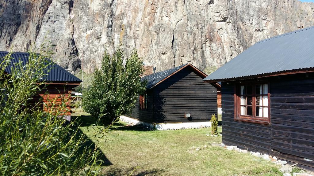 Вилла Cabanas Cerro Torre Эль-Чальтен Экстерьер фото